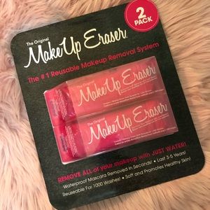 The Original MakeUp Eraser Cloth in Pink (2 pack)